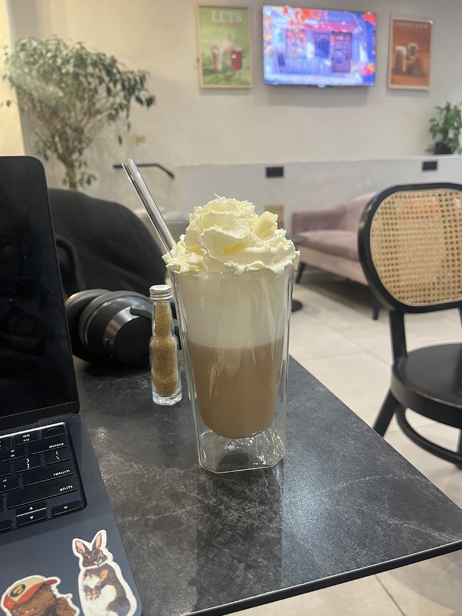 Lets Café & Atelier-5